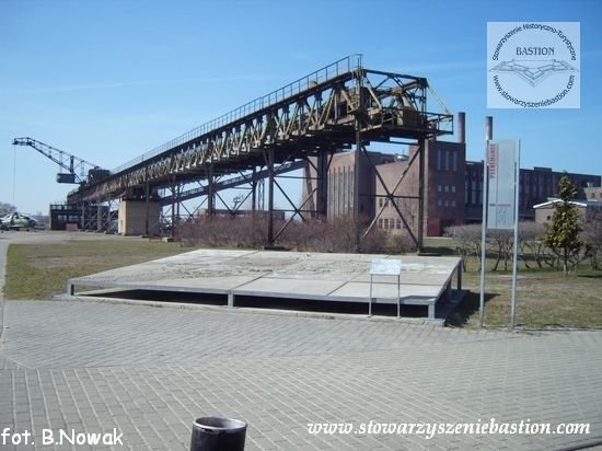 photo12.jpg