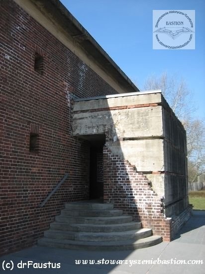 photo8.jpg